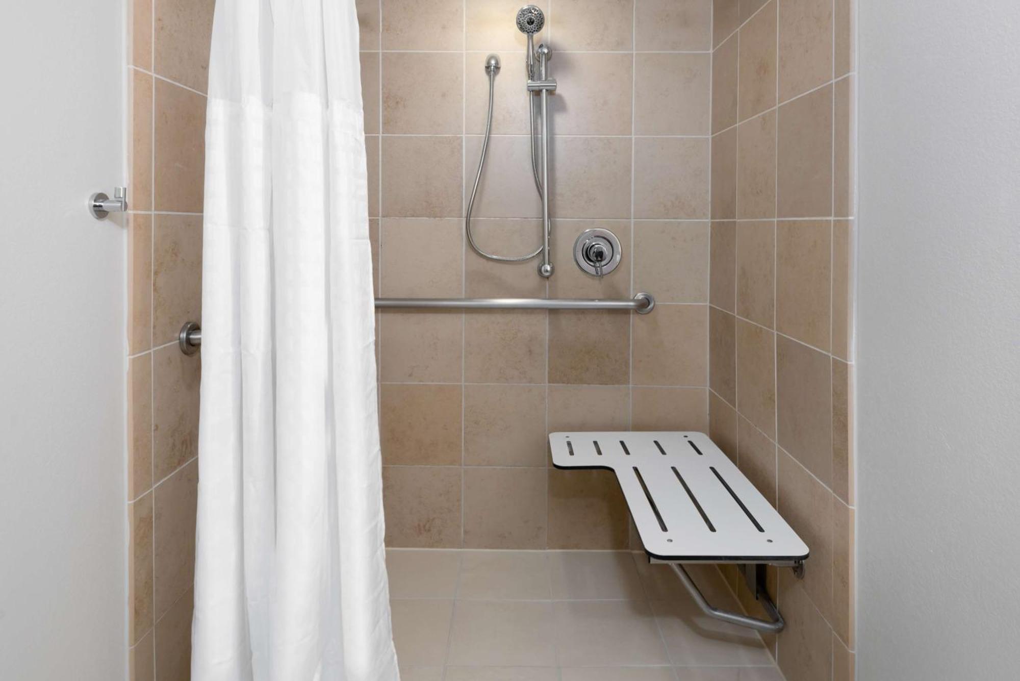 Embassy Suites Dallas - Park Central Area Luaran gambar