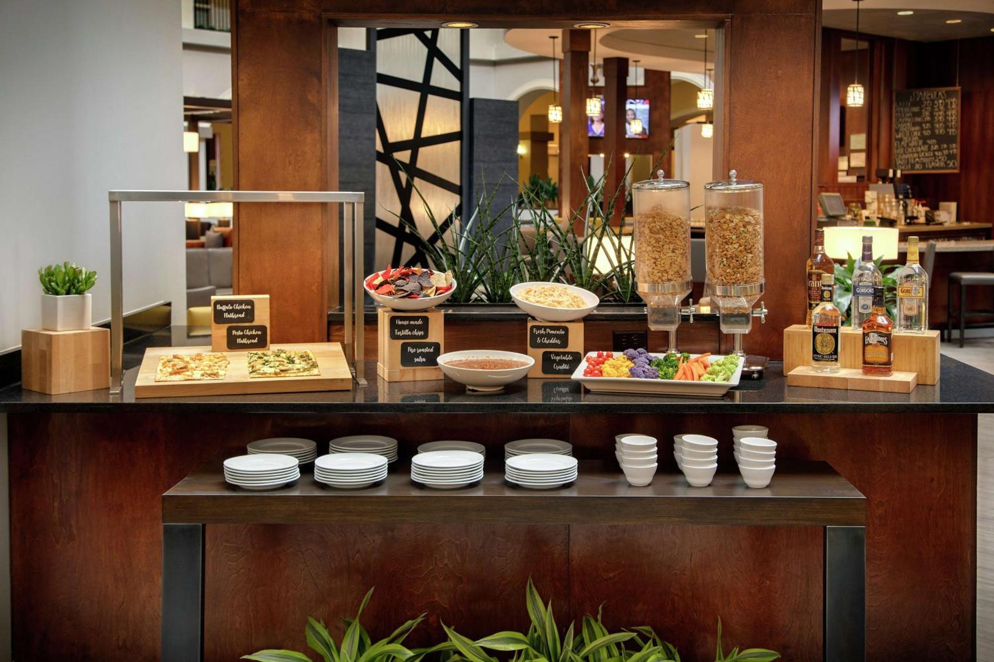 Embassy Suites Dallas - Park Central Area Luaran gambar